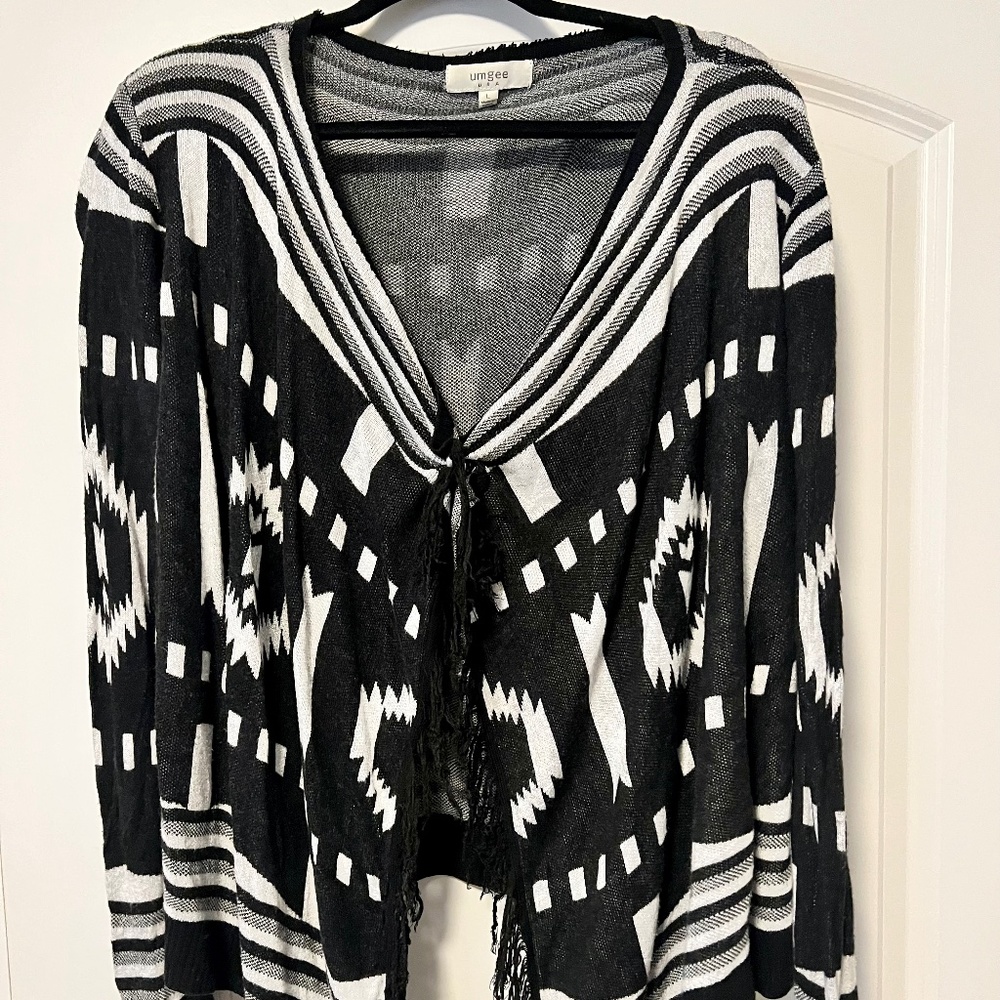 Black and White Print Sweater Target Medium